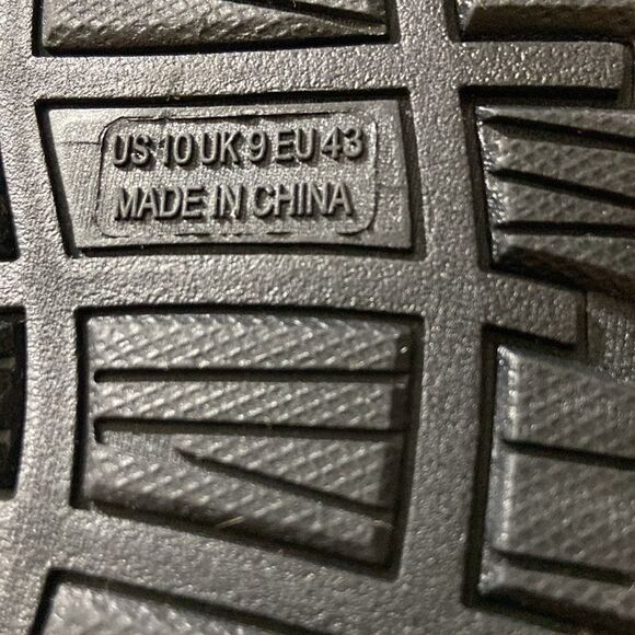 Men's Black Moccasin Slippers Size 10 US Never Used No Tag - Picture 7 of 8